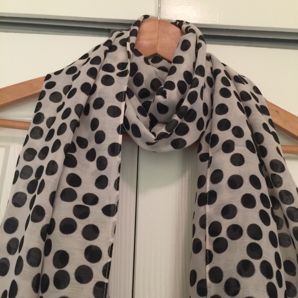 H&M Accessories - Polka dot long scarf New